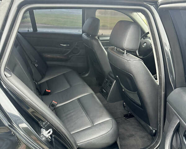 Чорний БМВ 3 Серія, об'ємом двигуна 3 л та пробігом 300 тис. км за 7500 $, фото 17 на Automoto.ua