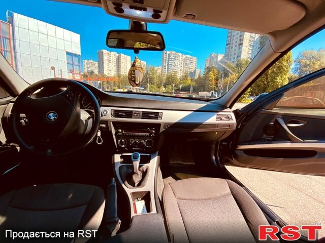 Черный БМВ 3 Серия, объемом двигателя 2 л и пробегом 231 тыс. км за 5900 $, фото 9 на Automoto.ua