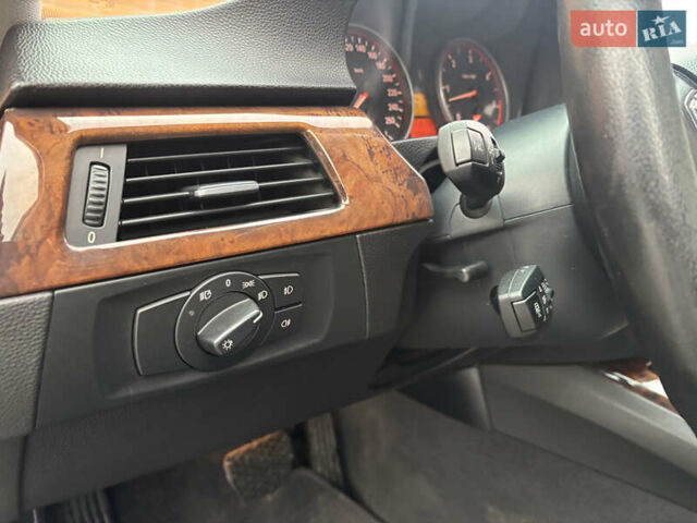 Чорний БМВ 3 Серія, об'ємом двигуна 3 л та пробігом 267 тис. км за 8500 $, фото 8 на Automoto.ua