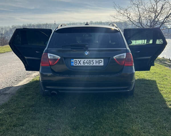 Черный БМВ 3 Серия, объемом двигателя 2 л и пробегом 287 тыс. км за 5599 $, фото 4 на Automoto.ua