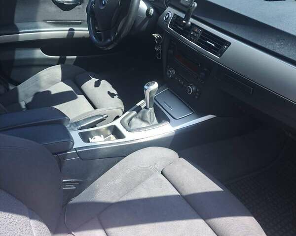 Чорний БМВ 3 Серія, об'ємом двигуна 2 л та пробігом 223 тис. км за 6300 $, фото 2 на Automoto.ua