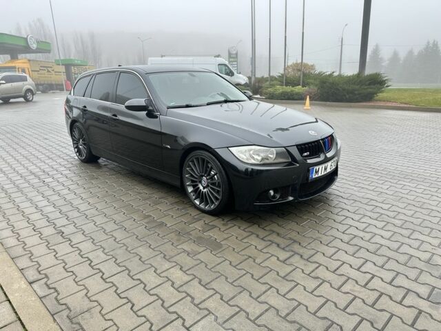 Черный БМВ 3 Серия, объемом двигателя 3 л и пробегом 300 тыс. км за 7500 $, фото 3 на Automoto.ua