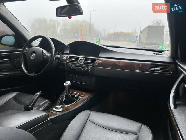 Чорний БМВ 3 Серія, об'ємом двигуна 3 л та пробігом 300 тис. км за 7500 $, фото 22 на Automoto.ua