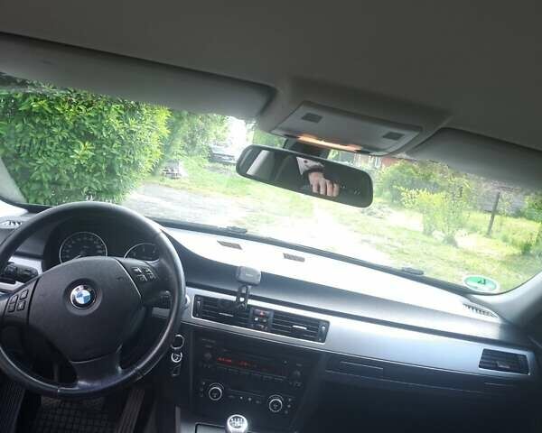 Чорний БМВ 3 Серія, об'ємом двигуна 2 л та пробігом 223 тис. км за 6300 $, фото 4 на Automoto.ua