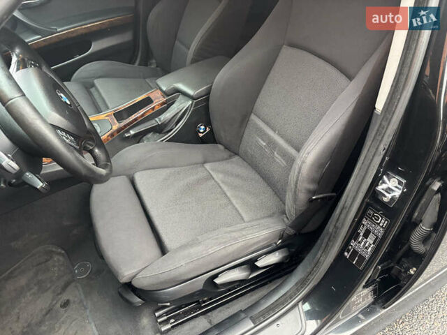 Чорний БМВ 3 Серія, об'ємом двигуна 3 л та пробігом 267 тис. км за 8500 $, фото 13 на Automoto.ua