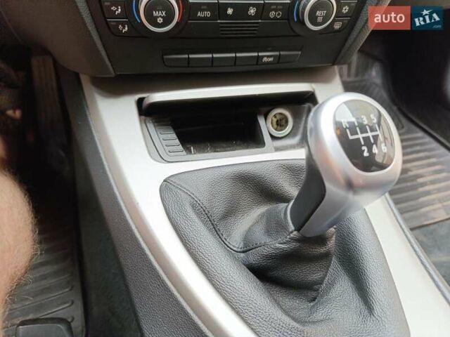 Чорний БМВ 3 Серія, об'ємом двигуна 2 л та пробігом 280 тис. км за 6500 $, фото 23 на Automoto.ua