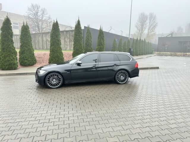 Черный БМВ 3 Серия, объемом двигателя 3 л и пробегом 300 тыс. км за 7500 $, фото 11 на Automoto.ua