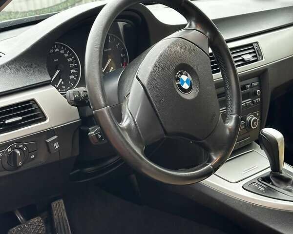 Черный БМВ 3 Серия, объемом двигателя 2 л и пробегом 255 тыс. км за 7800 $, фото 21 на Automoto.ua