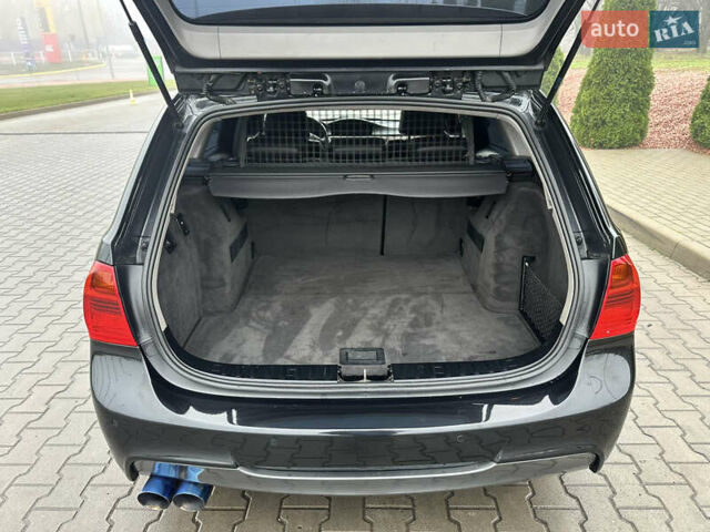 Чорний БМВ 3 Серія, об'ємом двигуна 3 л та пробігом 300 тис. км за 7500 $, фото 25 на Automoto.ua