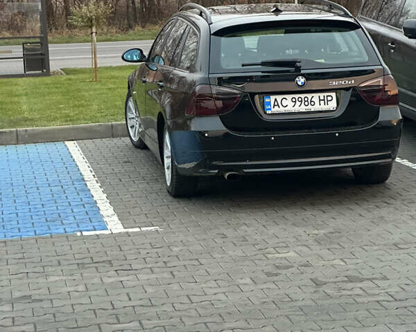 Черный БМВ 3 Серия, объемом двигателя 2 л и пробегом 341 тыс. км за 7950 $, фото 4 на Automoto.ua