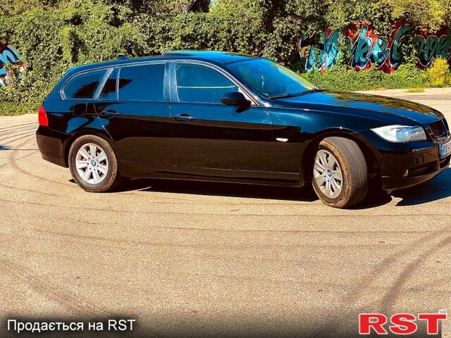 Черный БМВ 3 Серия, объемом двигателя 2 л и пробегом 231 тыс. км за 5900 $, фото 6 на Automoto.ua