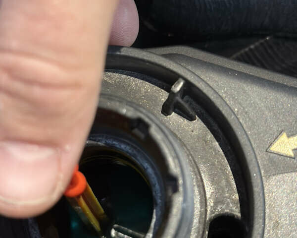 БМВ 3 Серия 2007 в Киеве на Automoto.ua Черный БМВ 3 Серия, объемом двигателя 2 л и пробегом 365 тыс. км за 9100 $, фото 33 на Automoto.ua