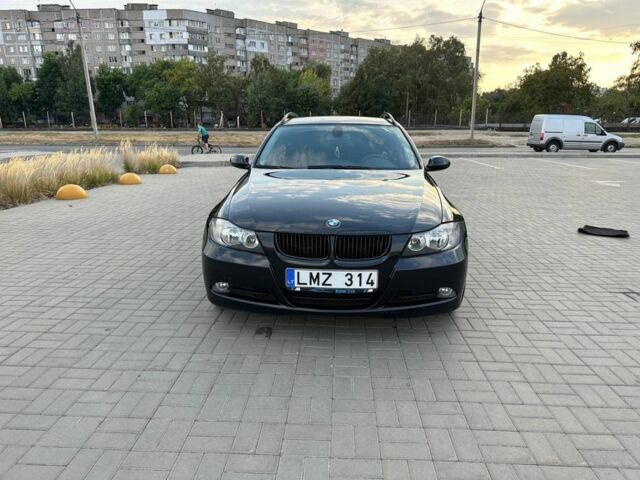 Чорний БМВ 3 Серія, об'ємом двигуна 3 л та пробігом 320 тис. км за 6800 $, фото 3 на Automoto.ua