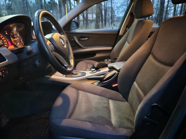 Черный БМВ 3 Серия, объемом двигателя 2 л и пробегом 320 тыс. км за 4400 $, фото 11 на Automoto.ua