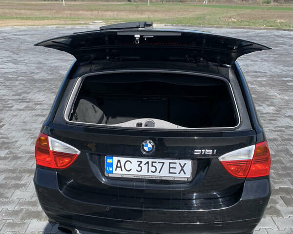 Чорний БМВ 3 Серія, об'ємом двигуна 2 л та пробігом 221 тис. км за 6350 $, фото 20 на Automoto.ua
