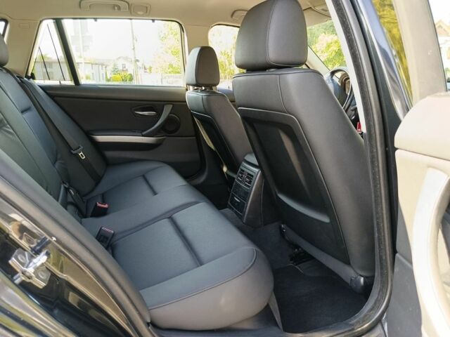 БМВ 3 Серия 2008 в Львове на Automoto.ua Черный БМВ 3 Серия, объемом двигателя 0 л и пробегом 340 тыс. км за 4500 $, фото 5 на Automoto.ua