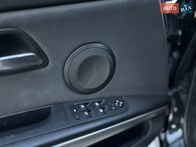 Черный БМВ 3 Серия, объемом двигателя 2 л и пробегом 329 тыс. км за 7200 $, фото 33 на Automoto.ua