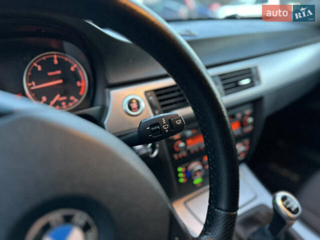 Черный БМВ 3 Серия, объемом двигателя 2 л и пробегом 329 тыс. км за 7200 $, фото 35 на Automoto.ua