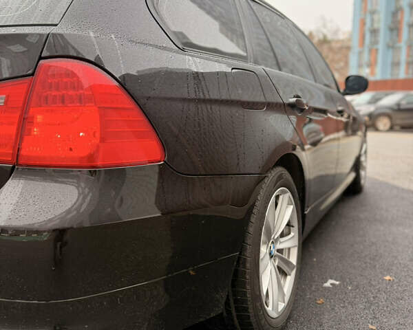 Черный БМВ 3 Серия, объемом двигателя 2 л и пробегом 350 тыс. км за 6550 $, фото 10 на Automoto.ua