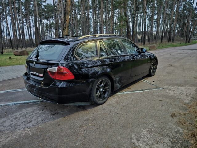 Черный БМВ 3 Серия, объемом двигателя 2 л и пробегом 320 тыс. км за 4400 $, фото 2 на Automoto.ua