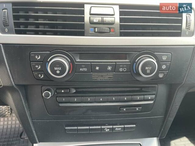 Черный БМВ 3 Серия, объемом двигателя 2 л и пробегом 305 тыс. км за 7800 $, фото 4 на Automoto.ua