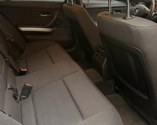 Черный БМВ 3 Серия, объемом двигателя 2 л и пробегом 350 тыс. км за 6550 $, фото 15 на Automoto.ua