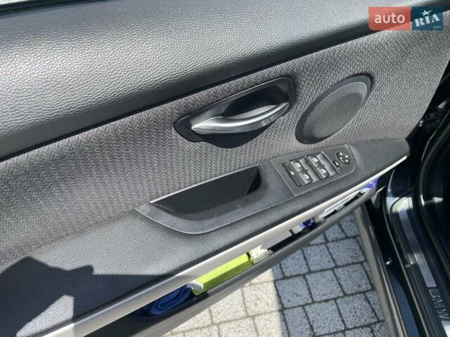 Черный БМВ 3 Серия, объемом двигателя 2 л и пробегом 305 тыс. км за 7800 $, фото 8 на Automoto.ua