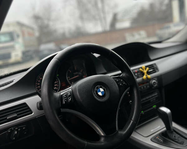 Чорний БМВ 3 Серія, об'ємом двигуна 2 л та пробігом 252 тис. км за 7699 $, фото 5 на Automoto.ua