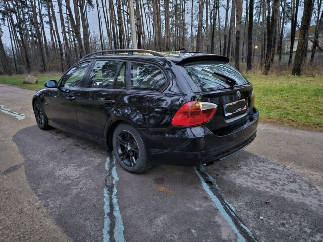 Черный БМВ 3 Серия, объемом двигателя 2 л и пробегом 320 тыс. км за 4400 $, фото 3 на Automoto.ua