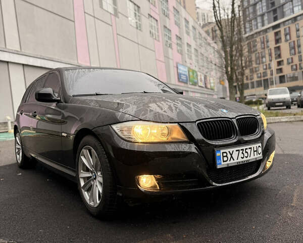Черный БМВ 3 Серия, объемом двигателя 2 л и пробегом 350 тыс. км за 6550 $, фото 4 на Automoto.ua