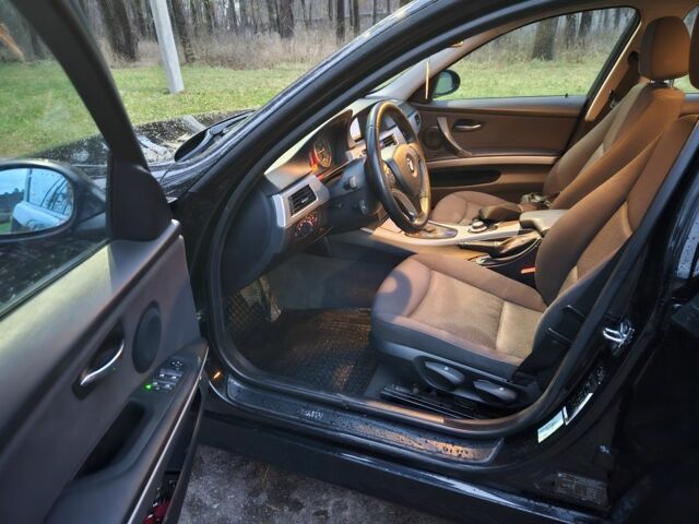 Черный БМВ 3 Серия, объемом двигателя 2 л и пробегом 320 тыс. км за 4400 $, фото 8 на Automoto.ua