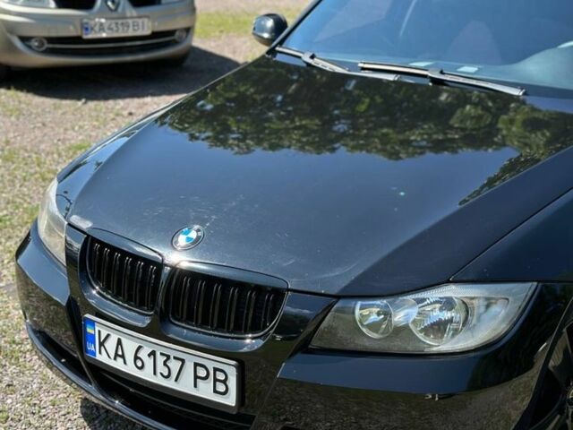 Черный БМВ 3 Серия, объемом двигателя 2 л и пробегом 260 тыс. км за 4800 $, фото 2 на Automoto.ua