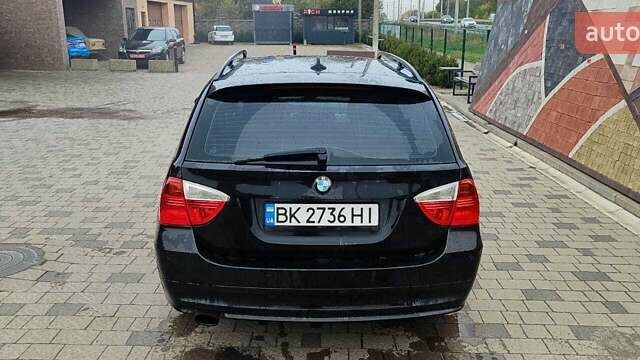 Чорний БМВ 3 Серія, об'ємом двигуна 2 л та пробігом 335 тис. км за 7000 $, фото 4 на Automoto.ua