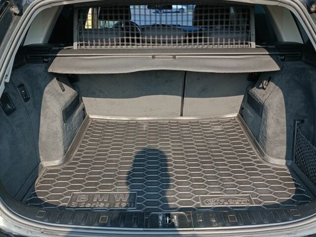 Чорний БМВ 3 Серія, об'ємом двигуна 2 л та пробігом 297 тис. км за 7800 $, фото 22 на Automoto.ua