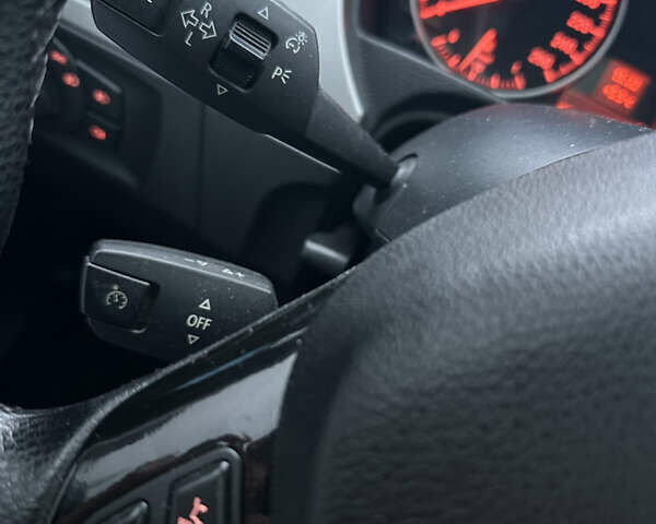 Чорний БМВ 3 Серія, об'ємом двигуна 2 л та пробігом 280 тис. км за 8300 $, фото 19 на Automoto.ua