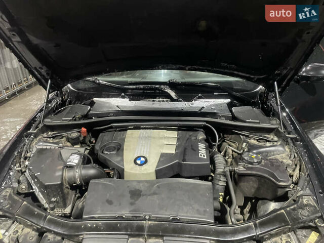Черный БМВ 3 Серия, объемом двигателя 2 л и пробегом 305 тыс. км за 8300 $, фото 10 на Automoto.ua