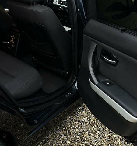 Черный БМВ 3 Серия, объемом двигателя 2 л и пробегом 355 тыс. км за 7800 $, фото 24 на Automoto.ua