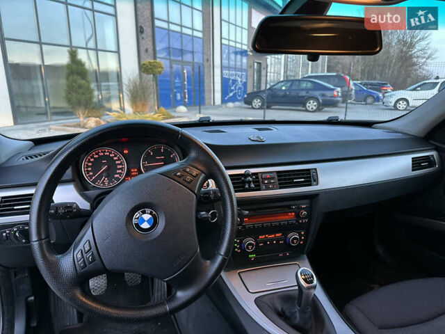 Черный БМВ 3 Серия, объемом двигателя 2 л и пробегом 329 тыс. км за 7200 $, фото 27 на Automoto.ua