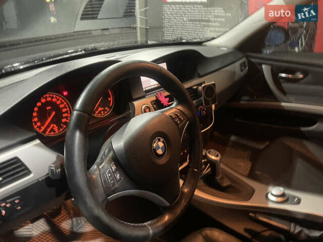 Черный БМВ 3 Серия, объемом двигателя 2 л и пробегом 305 тыс. км за 8300 $, фото 5 на Automoto.ua