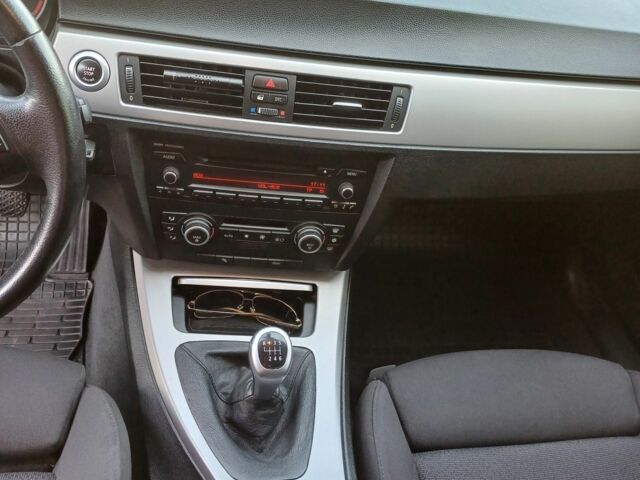 Черный БМВ 3 Серия, объемом двигателя 0 л и пробегом 252 тыс. км за 9000 $, фото 11 на Automoto.ua