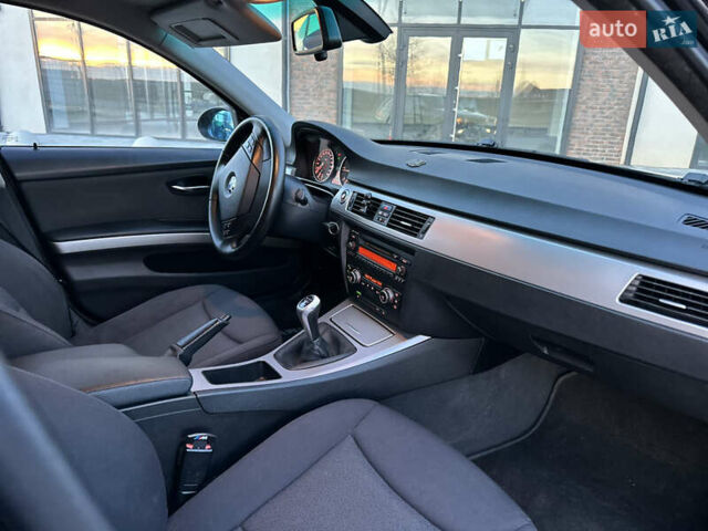 Черный БМВ 3 Серия, объемом двигателя 2 л и пробегом 329 тыс. км за 7200 $, фото 29 на Automoto.ua