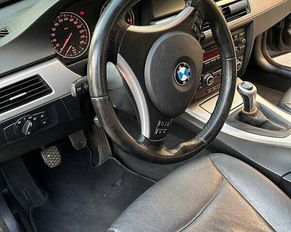 Чорний БМВ 3 Серія, об'ємом двигуна 2 л та пробігом 286 тис. км за 8900 $, фото 10 на Automoto.ua