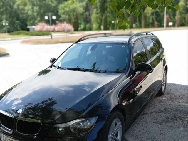 Черный БМВ 3 Серия, объемом двигателя 2 л и пробегом 330 тыс. км за 7000 $, фото 2 на Automoto.ua