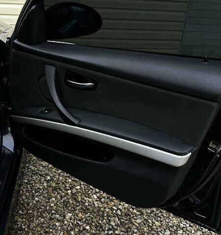 Черный БМВ 3 Серия, объемом двигателя 2 л и пробегом 355 тыс. км за 7800 $, фото 23 на Automoto.ua