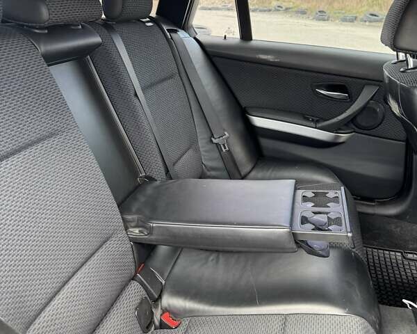 Черный БМВ 3 Серия, объемом двигателя 2 л и пробегом 400 тыс. км за 9800 $, фото 10 на Automoto.ua