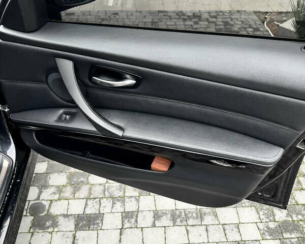 Чорний БМВ 3 Серія, об'ємом двигуна 2 л та пробігом 255 тис. км за 9900 $, фото 14 на Automoto.ua