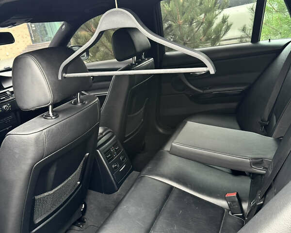 Чорний БМВ 3 Серія, об'ємом двигуна 2 л та пробігом 255 тис. км за 9900 $, фото 10 на Automoto.ua