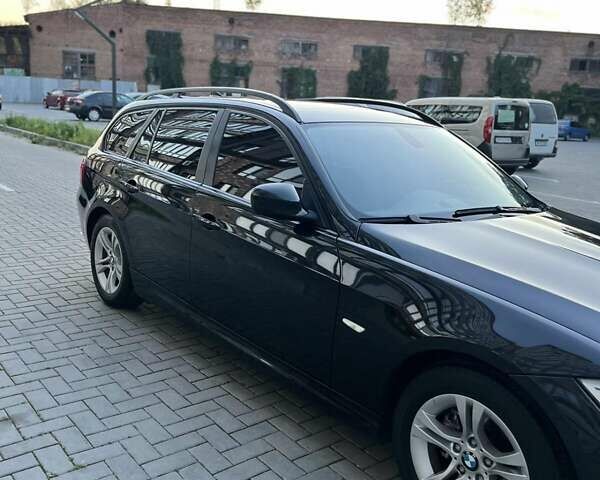 Черный БМВ 3 Серия, объемом двигателя 2 л и пробегом 266 тыс. км за 6450 $, фото 2 на Automoto.ua