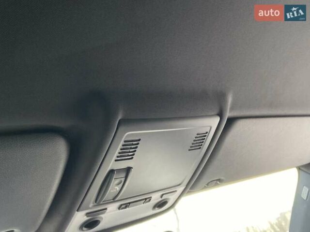 Чорний БМВ 3 Серія, об'ємом двигуна 2 л та пробігом 305 тис. км за 9700 $, фото 31 на Automoto.ua