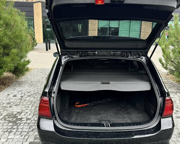 Чорний БМВ 3 Серія, об'ємом двигуна 2 л та пробігом 255 тис. км за 9900 $, фото 6 на Automoto.ua